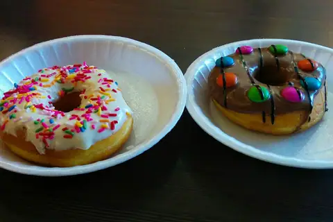 Doogle's Donuts photo 1